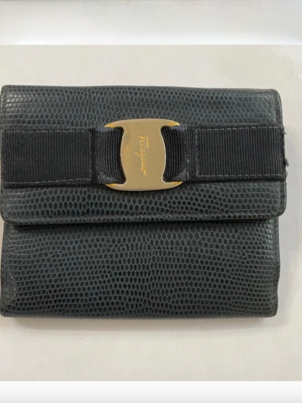 Salvatore Ferragamo Vara Ribbon Navy Blue Lizard Embossed Leather Wallet
